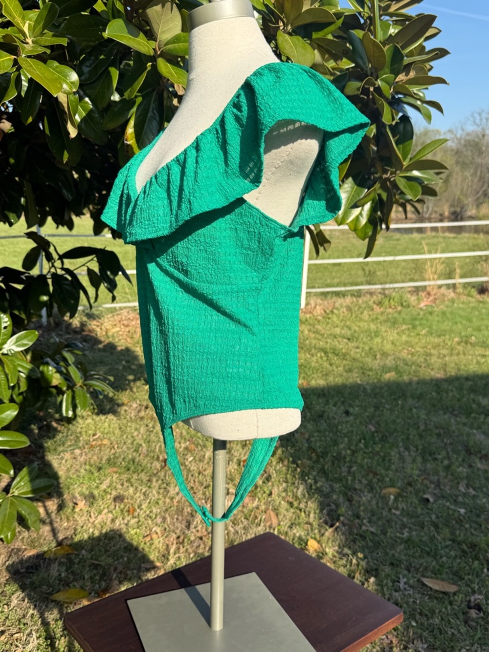 Francesca's Collections Emerald Green Ruffle Off-Shoulder Bodysuit - Picture 2 of 3
